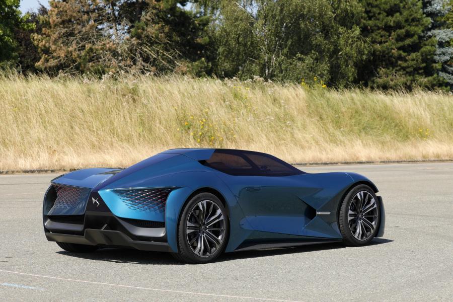  DS X E-Tense 2018 года  (фото 32 из 43)